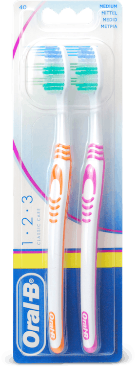 Oral-B Toothbrush Classic Care Medium Twin Pack